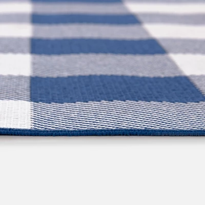 Buffalo Plaid Outdoor Rug - Threshold 3 Buffalo Plaid Outdoor Rug - Threshold - Image 3