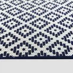 Geo Diamond Outdoor Rug - Threshold™ -Threshold Sales Store GUEST a8ad0689 3e56 4a71 9185 f879608e1377